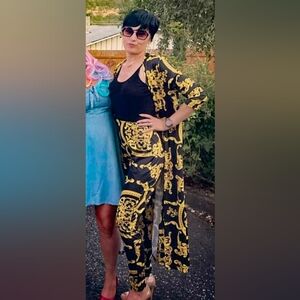 2-piece outfit long sleeves, open front cover up with high rise leggings/pants